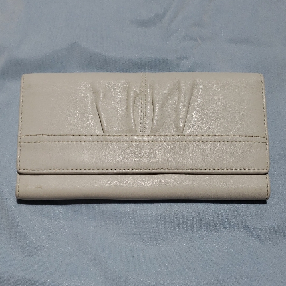 Coach Cream Leather Wallet with Minimalist Design